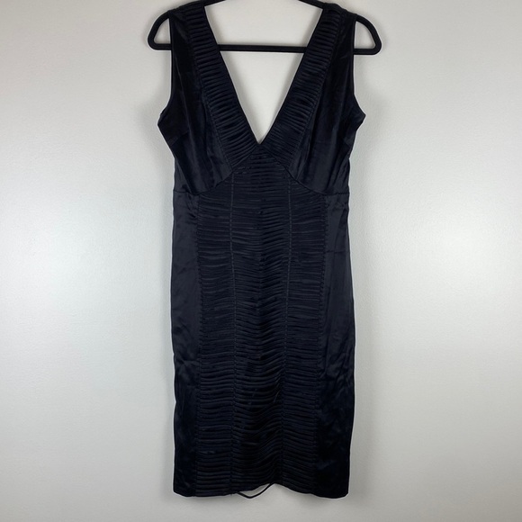 By Francine Minidress Black Cocktail Medium V Neck Sleeveless Ruched Homecoming - Picture 1 of 8